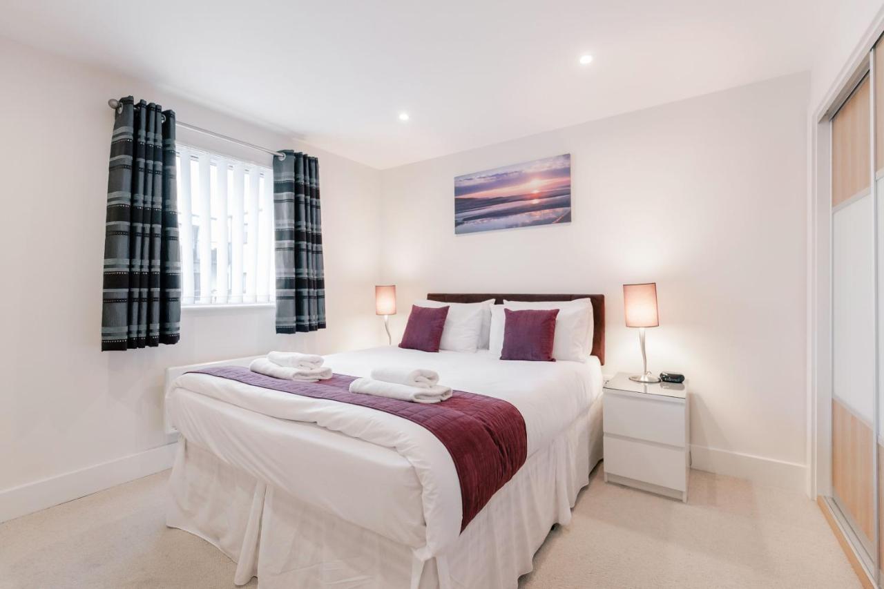 Roomspace Serviced Apartments - Capitol Square Epsom Eksteriør bilde